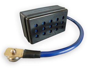 lamda3_max_torque_oil_01.jpg EATUNING ラムダ4エアクリーナーボックス用 帯電除去デバイス